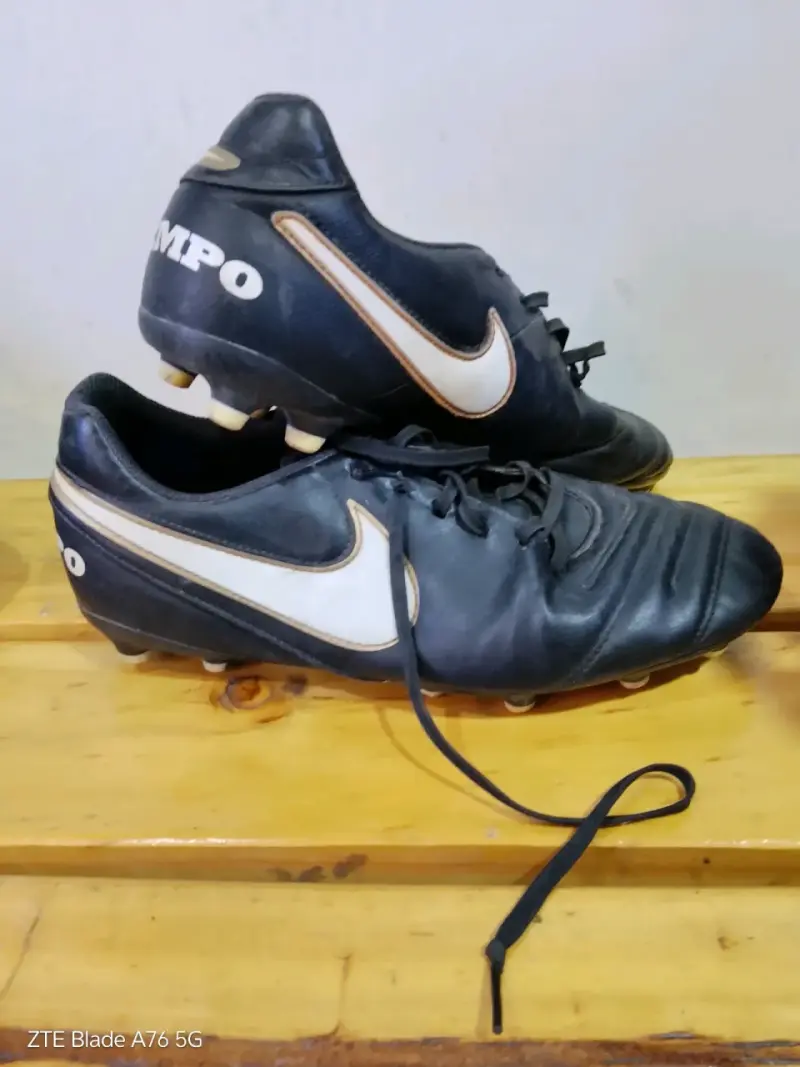 Botines de fútbol Nike Tiempo negros - 2