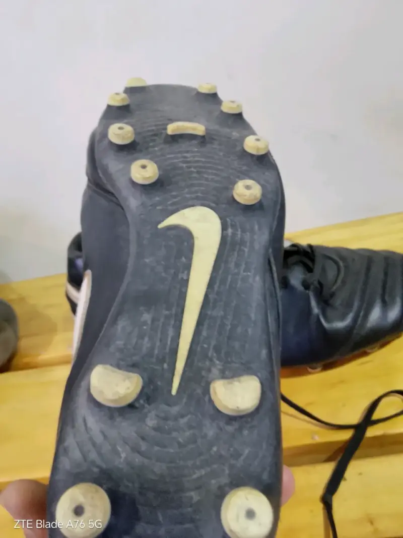 Botines de fútbol Nike Tiempo negros - 3