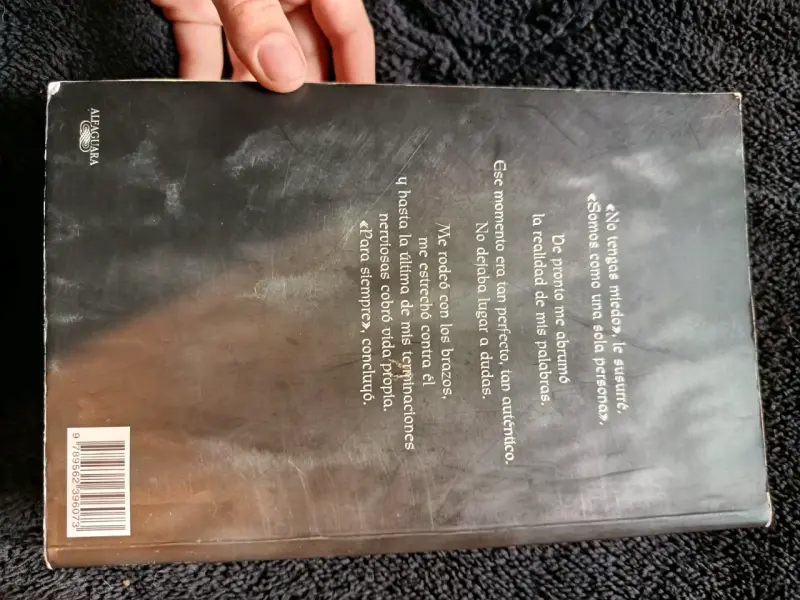 Libro Amanecer de Stephenie Meyer en buen estado - 2