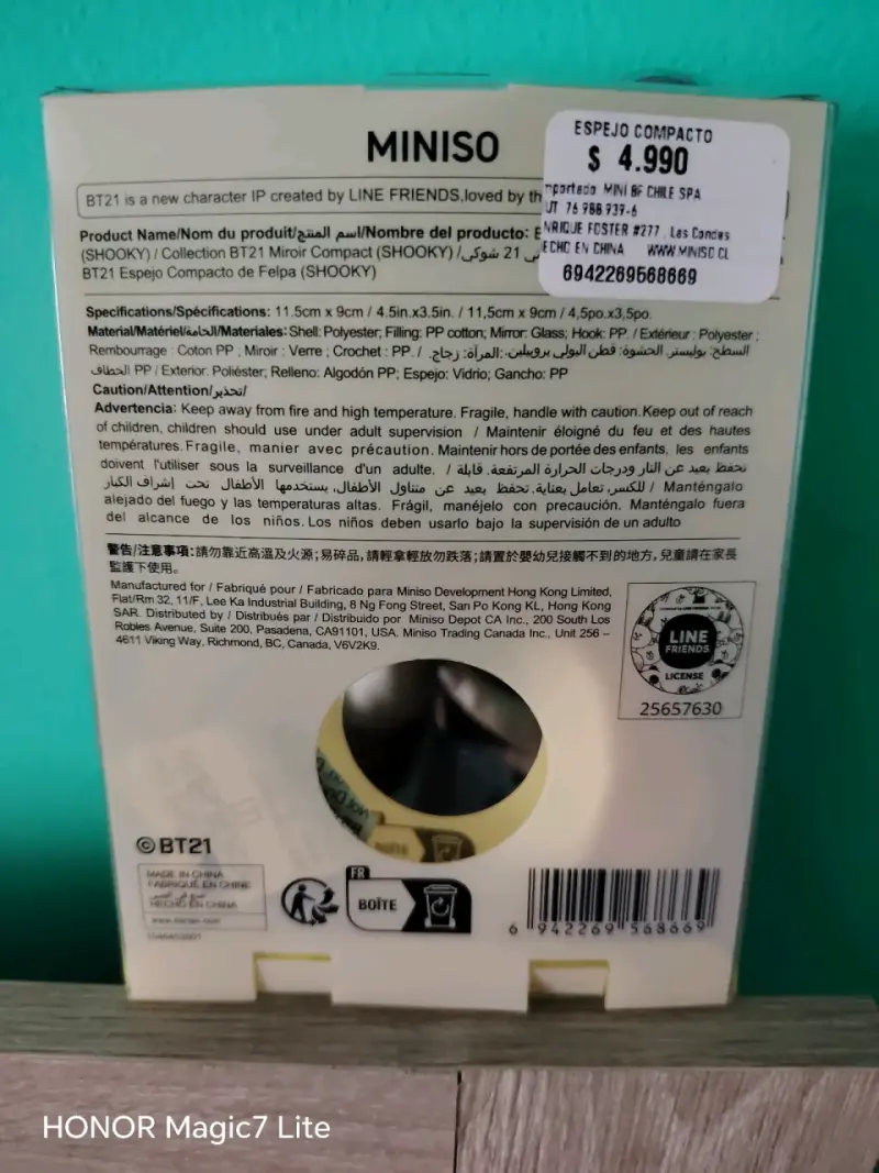 Espejo compacto BT21 Shooky de Miniso - 2