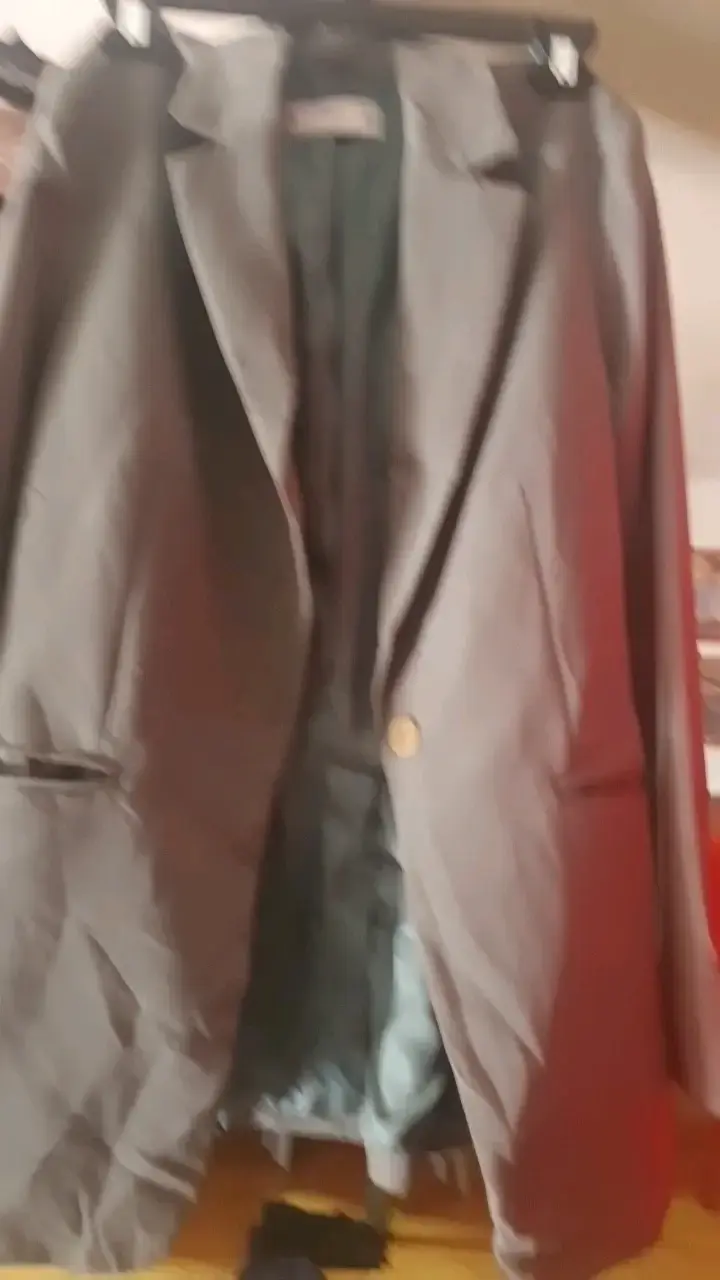 Blazer de mujer rosa elegante - 4
