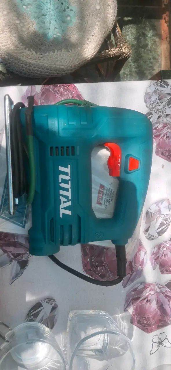 Sierra caladora eléctrica Total azul