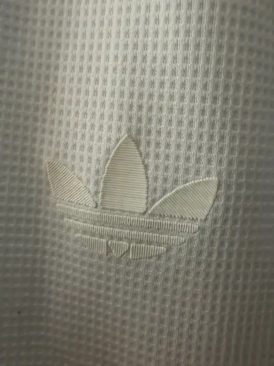 Polera Adidas Colo Colo 100 Años Blanca - miniatura 4