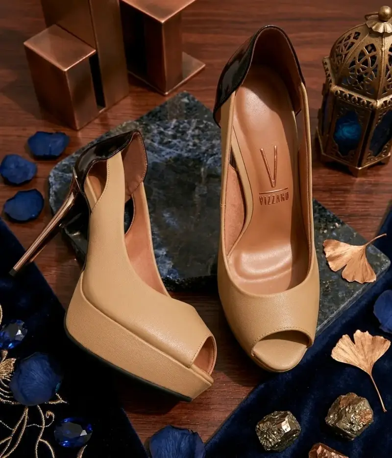 Zapatos de tacón alto beige Vizzano