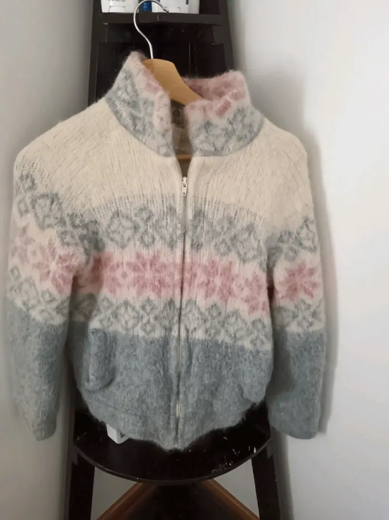 Chompa de lana con cierre y diseño nórdico - 2