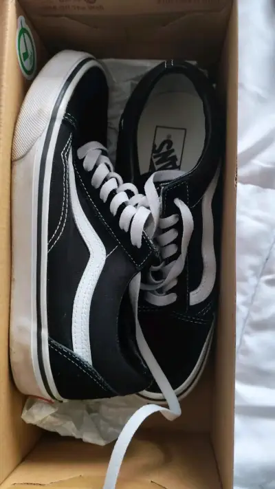 Zapatillas Vans Old Skool negras clásicas - miniatura 1