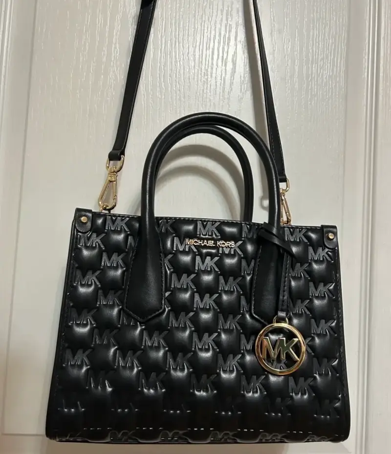 Bolso Michael Kors original negro con su bolsa - 1
