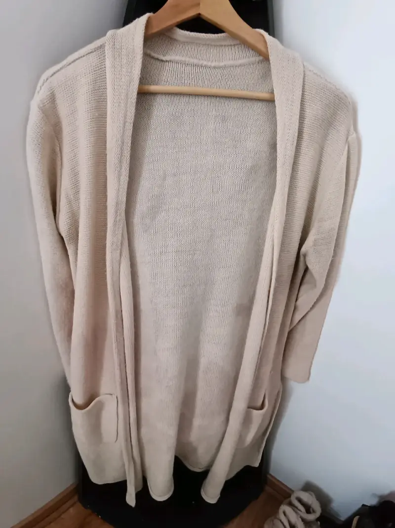 Cárdigan largo beige para mujer