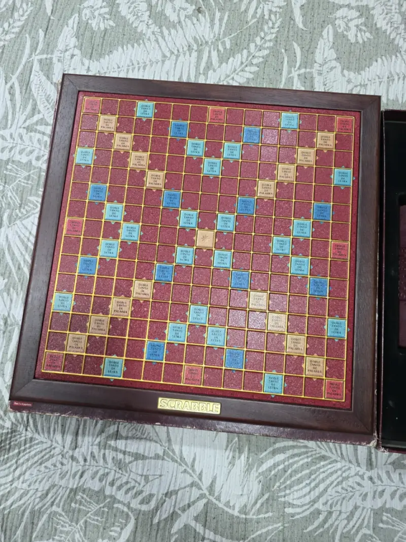 Juego de mesa Scrabble Deluxe edicion de lujo - 5