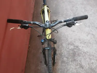 Bicicleta MTB Rod 26 Amarilla - miniatura 3