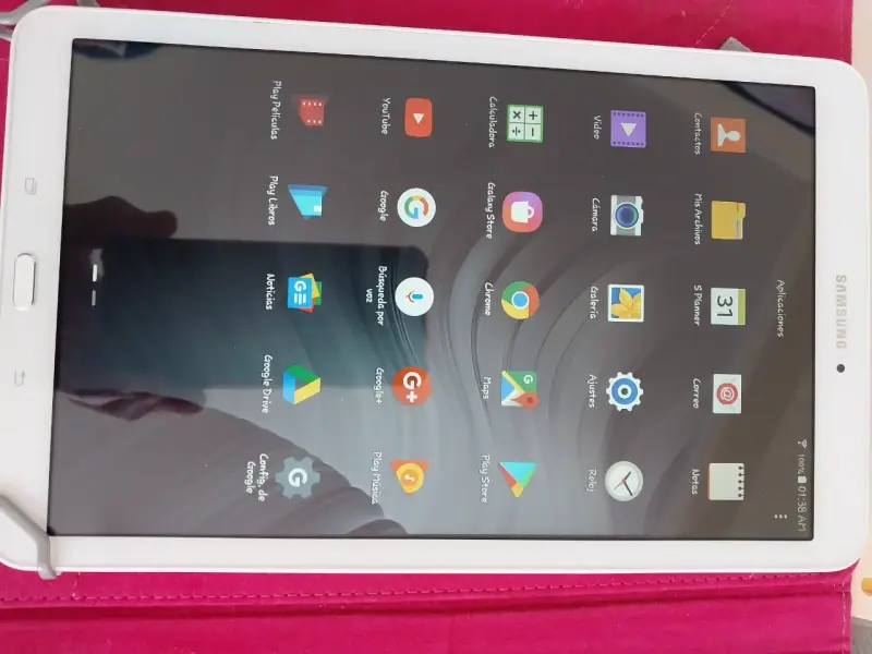 Tablet Samsung Galaxy Tab E blanca en buen estado - 2