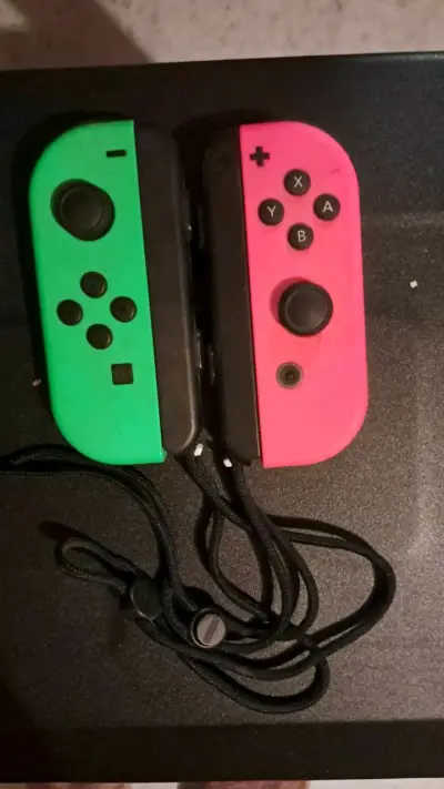 Consola Nintendo Switch con Joy-Con y accesorios - miniatura 4