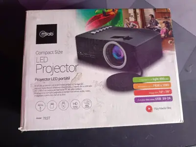 Proyector LED portátil Mlab compacto - miniatura 1