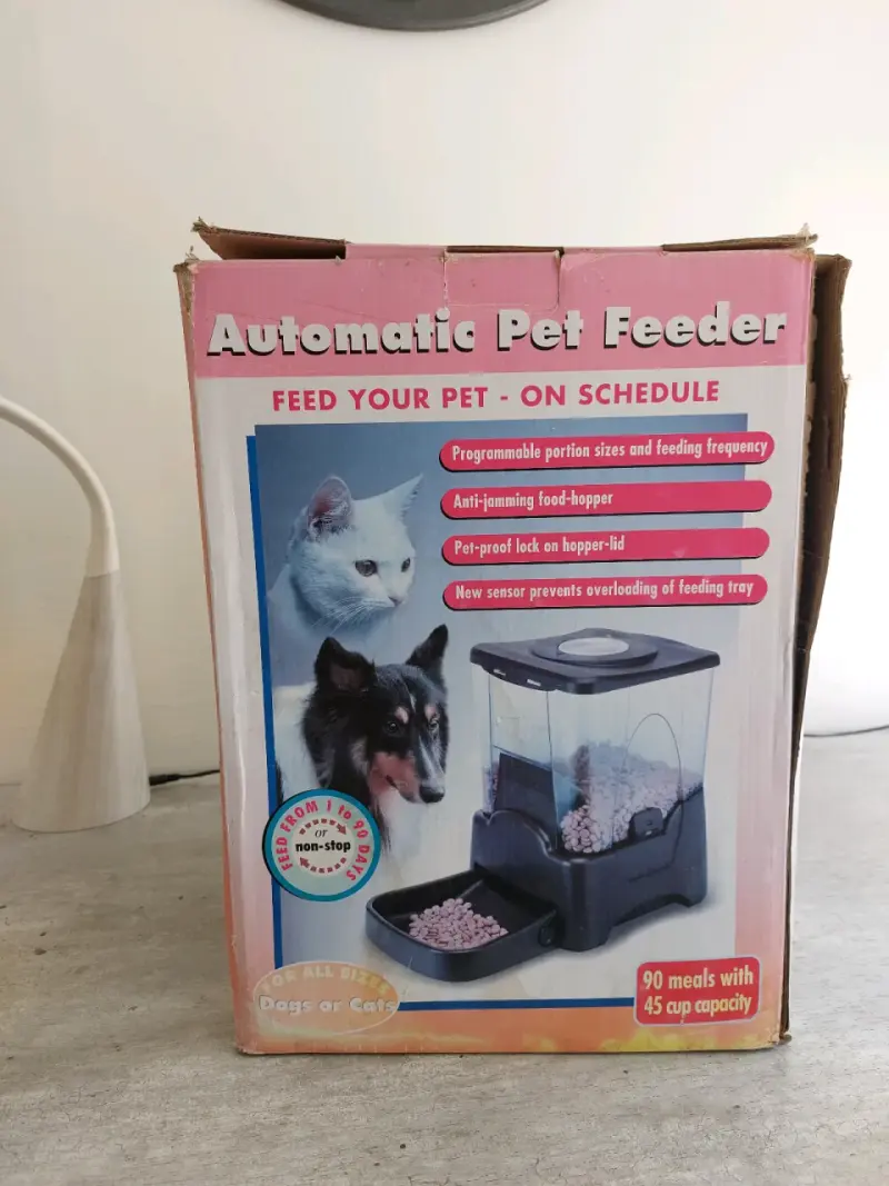 Dispensador automático de comida para mascotas - 4