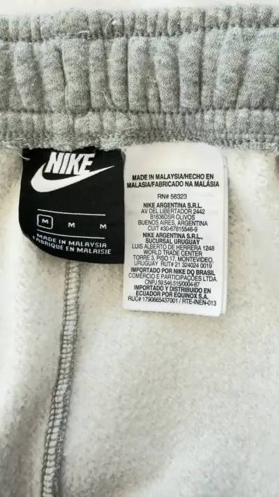 Pantalones deportivos grises Nike Just Do It - miniatura 3