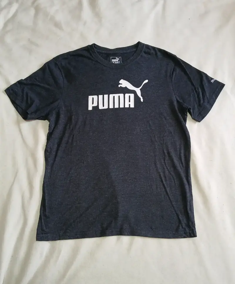Polera Puma negra talla L