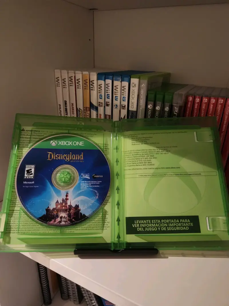 Juego Disneyland Adventures para Xbox One - 3