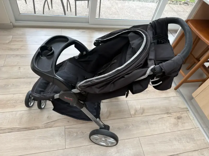 Coche de bebé Britax B-Agile negro en buen estado - 4