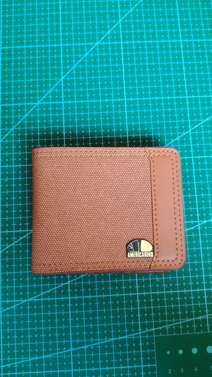 Billetera de cuero Americano color café - 1