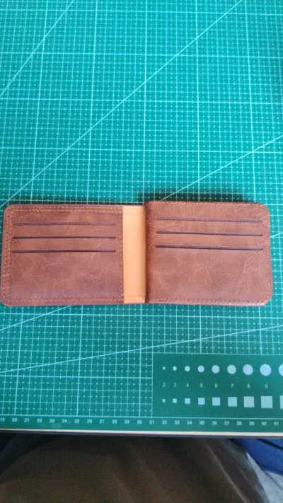Billetera de cuero Americano color café - miniatura 2