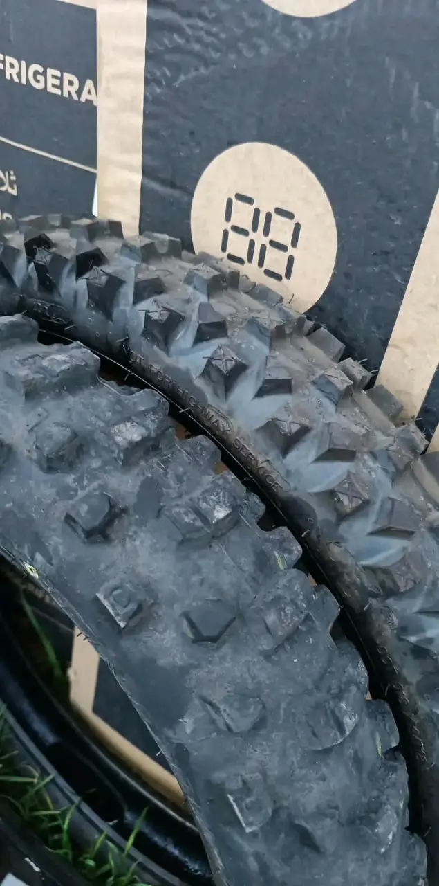 Neumático de moto 80/100-21 Runner - 3