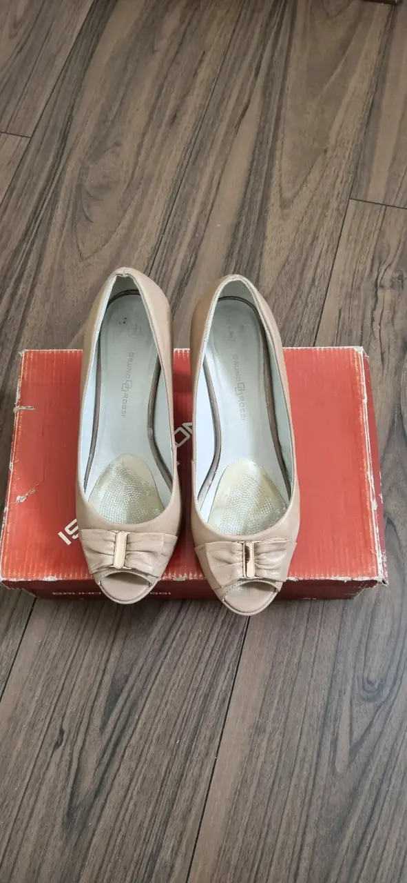 Zapatos de Tacón Bruno Rossi Beige Elegantes - 5