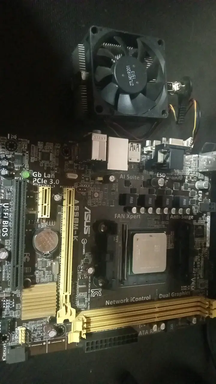Placa Madre ASUS A55BM-K con Procesador AMD - 2