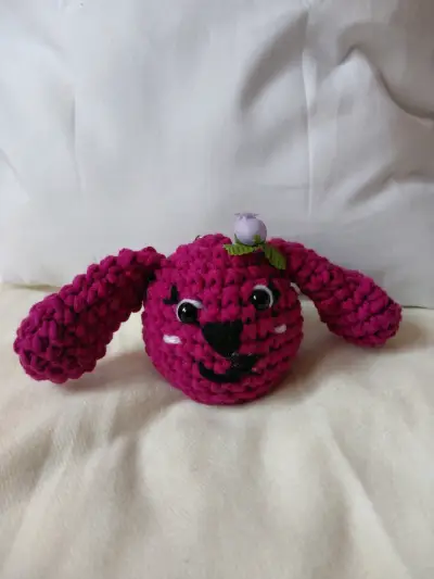 Juguete de crochet para bebé en forma de conejo - miniatura 1