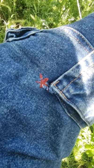 Jeans cargo de mezclilla azul para hombre - miniatura 3