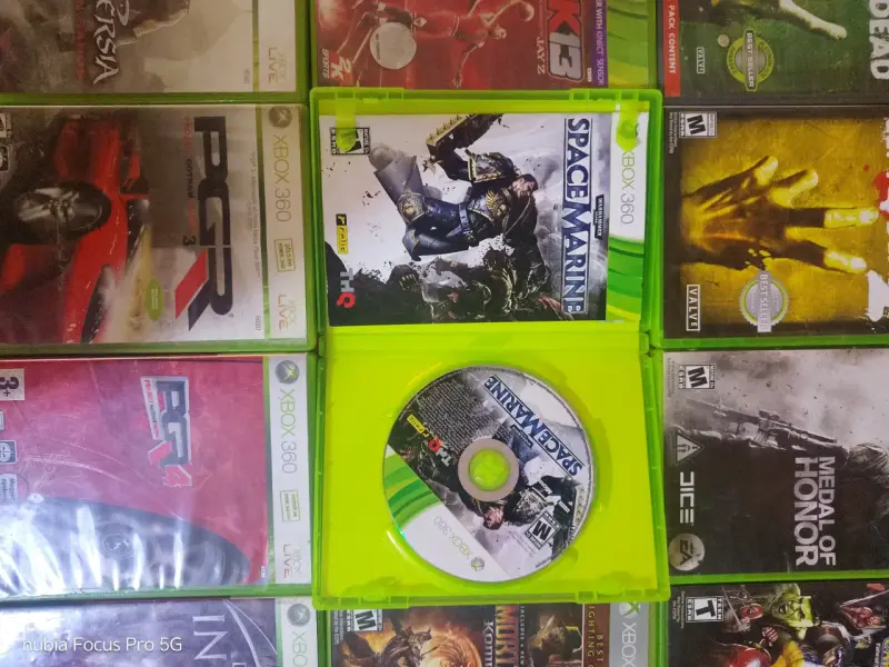 Warhammer 40,000: Space Marine Xbox 360 - 3