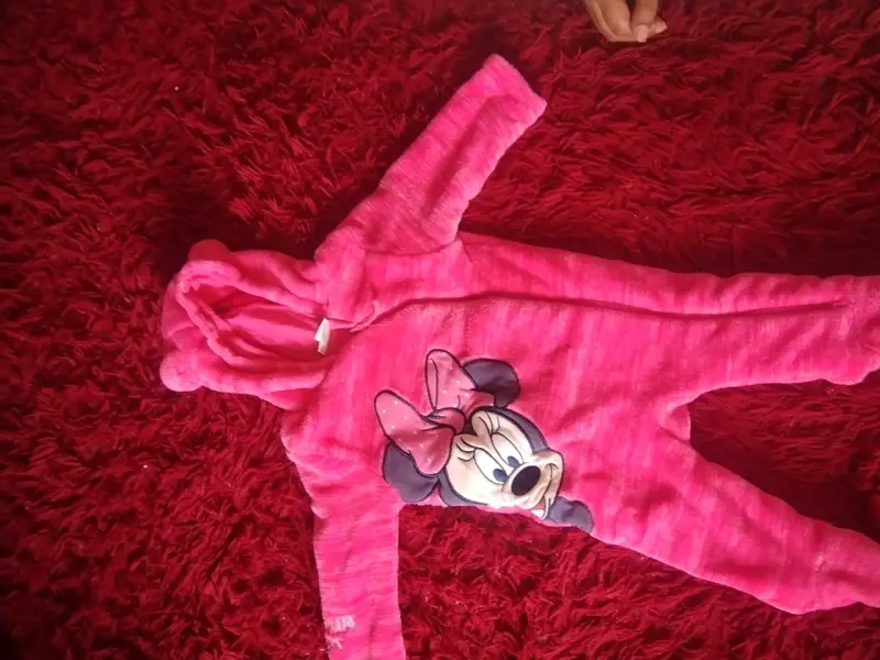 Enterito de bebé Minnie Mouse rosado - 1
