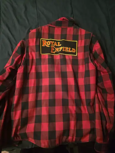 Camisa de moto Royal Enfield a cuadros rojos y negros - miniatura 2