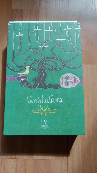 Libro de poesía de Violeta Parra - miniatura 1