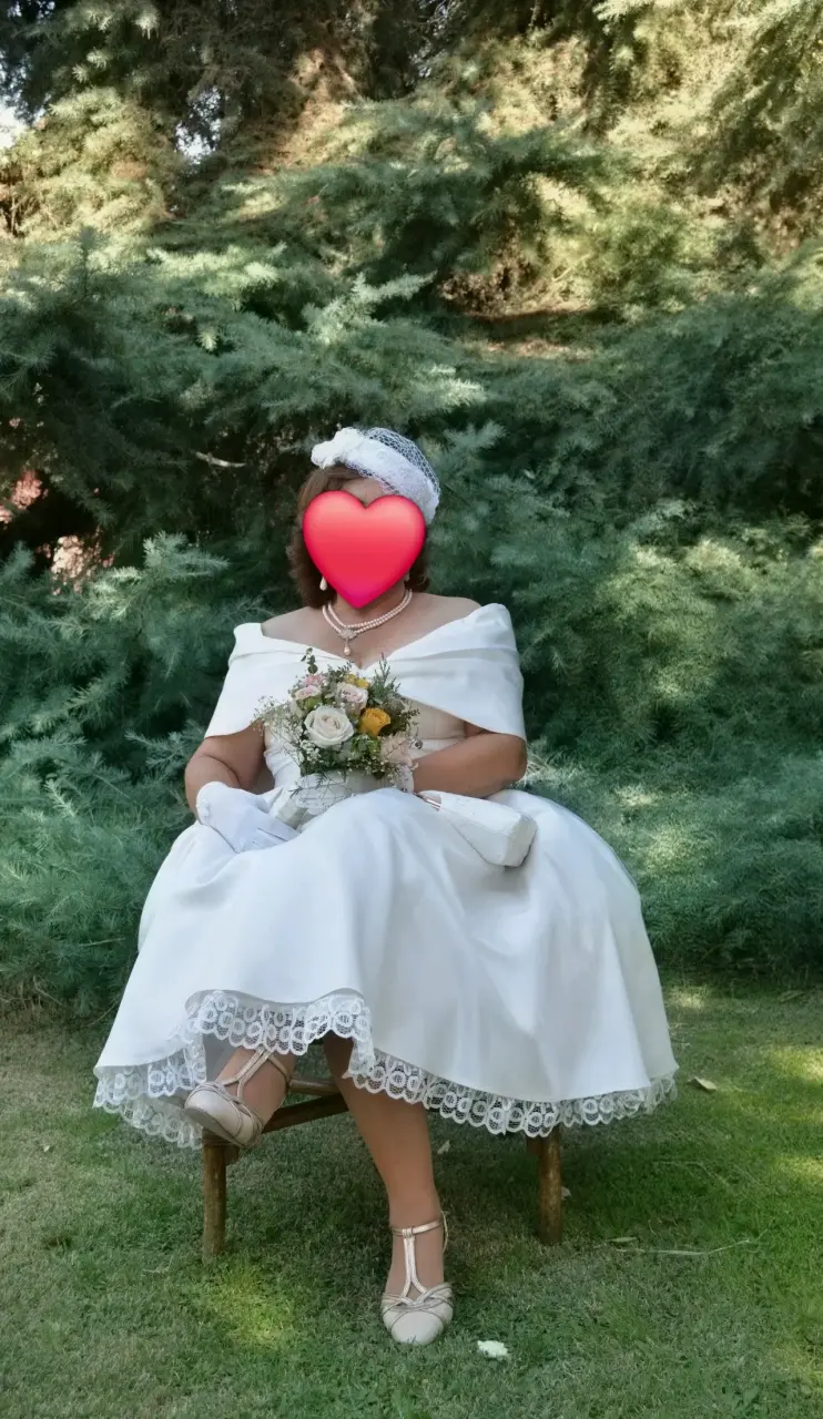 Vestido de novia vintage con accesorios - 1