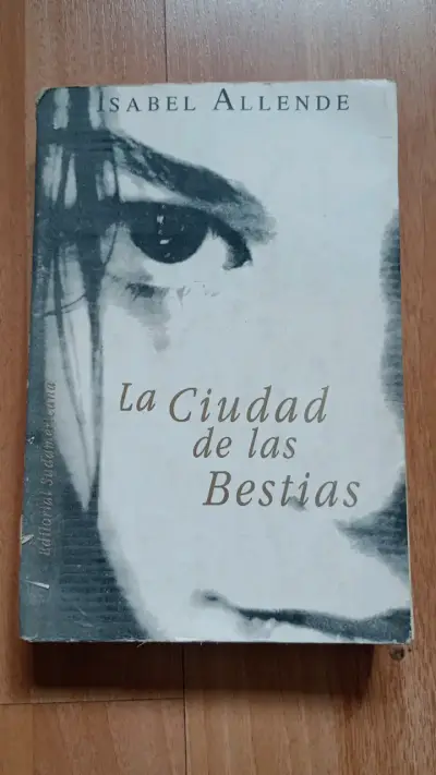 Libro 'La Ciudad de las Bestias' de Isabel Allende - miniatura 1