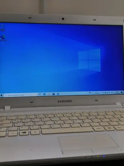 Notebook Samsung 400GB HDD 4GB RAM - miniatura 3