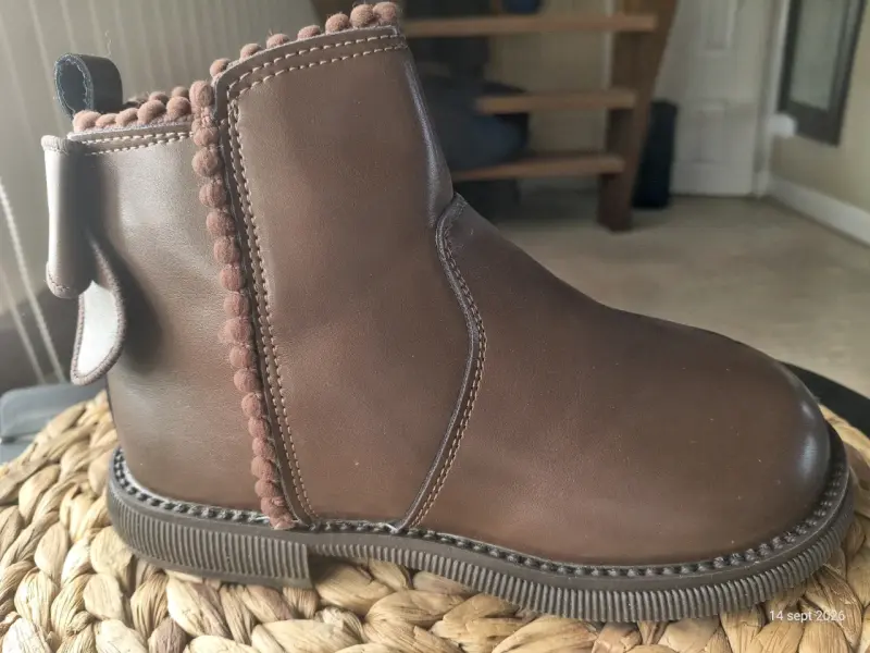 Botines de ecocuero marrón para niños número 36