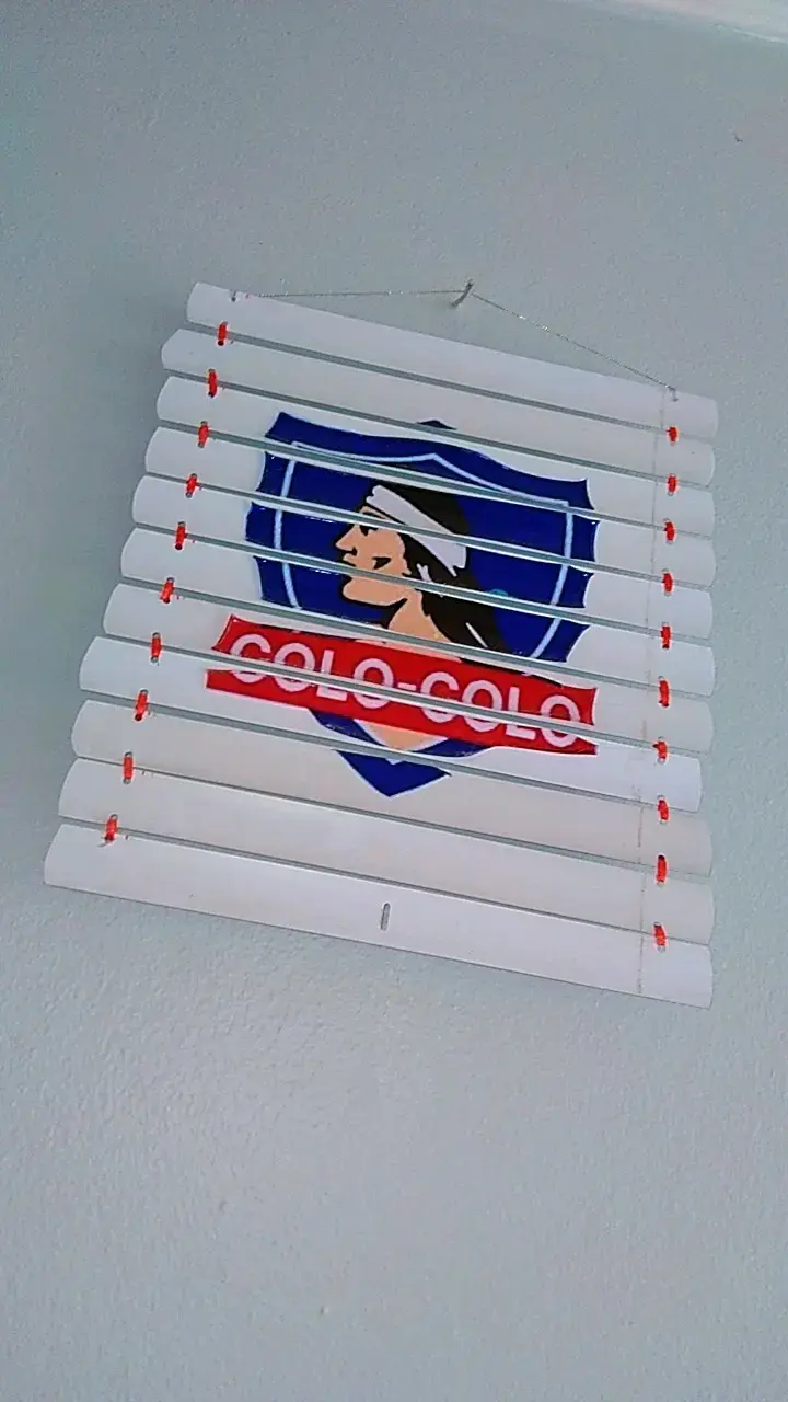 Persiana decorativa Colo-Colo para pared - 1