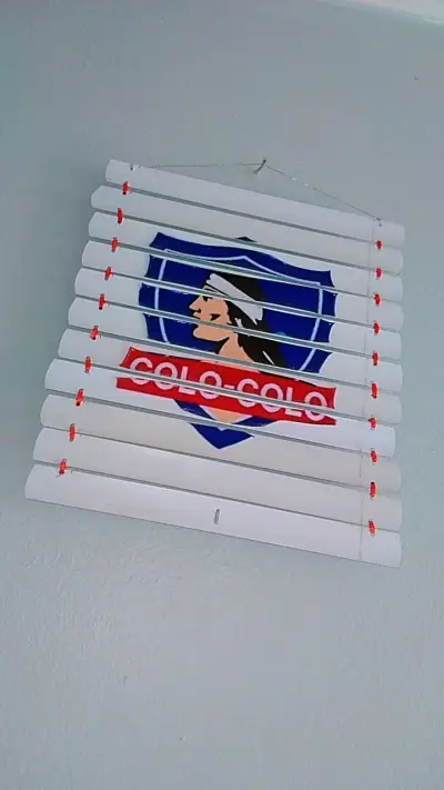 Persiana decorativa Colo-Colo para pared - miniatura 1