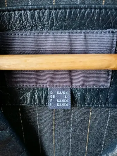 Chaqueta de cuero negra para hombre talla L - miniatura 3