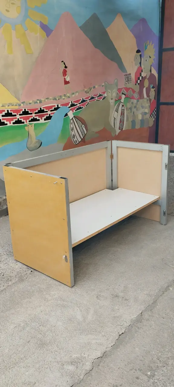 Mesa de madera para stand - 4