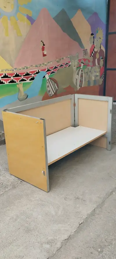 Mesa de madera para stand - miniatura 4