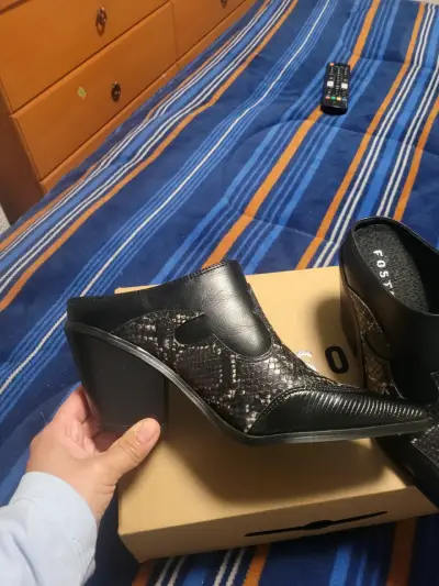 Zapatos de tacón estilo western Foster negros - miniatura 1