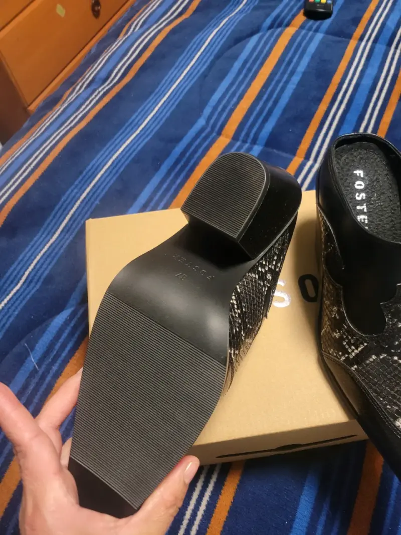 Zapatos de tacón estilo western Foster negros - 2