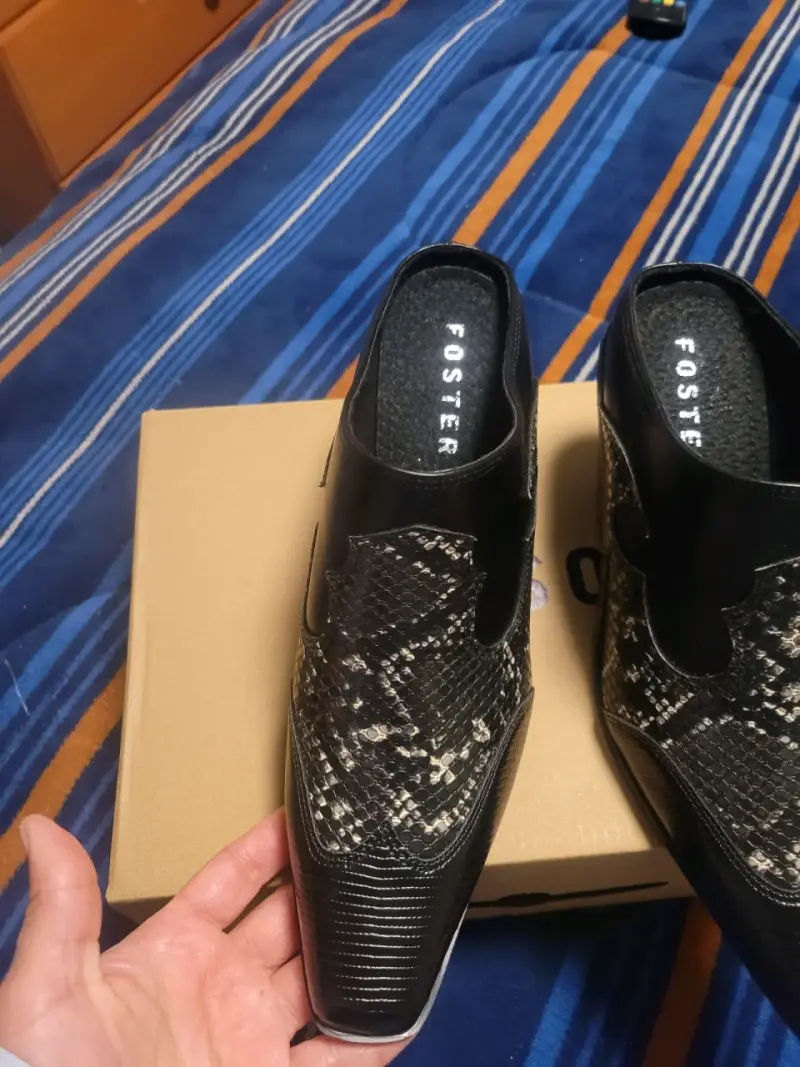 Zapatos de tacón estilo western Foster negros - 3