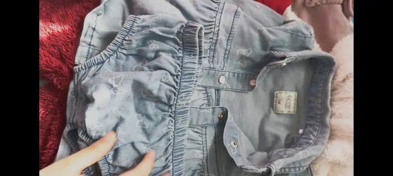 Lote de ropa de bebé variada en buen estado - 4