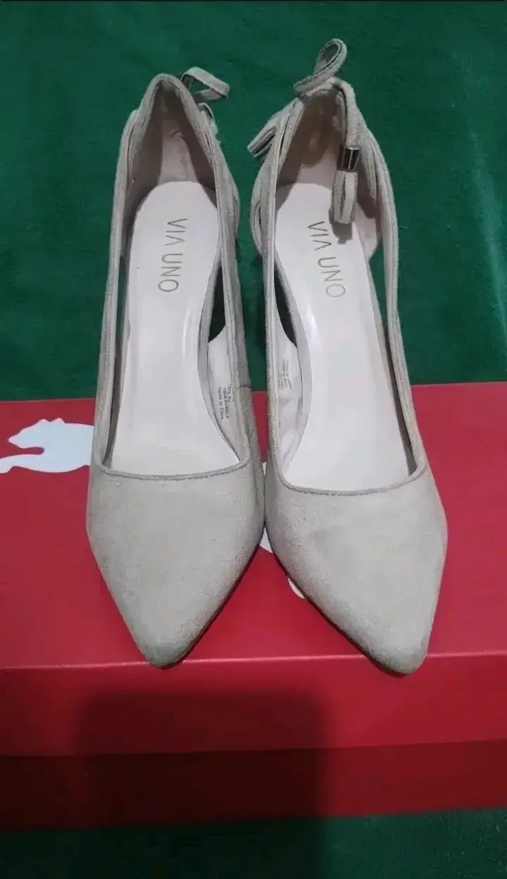 Zapatos de Tacón Beige con Lazo Vía Uno - 2