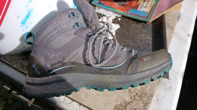 Botas de trekking Uppi gris para exteriores - 3