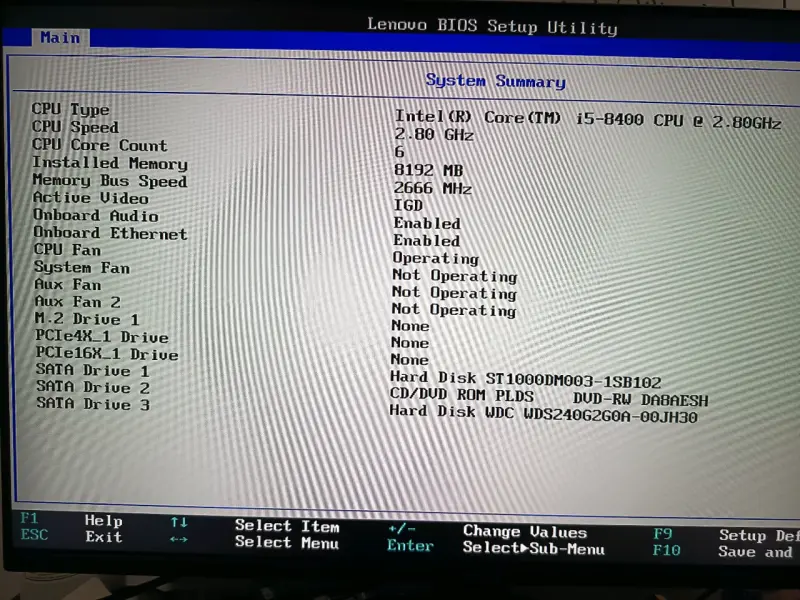 Computador de Escritorio Lenovo ThinkCentre M720e - 7