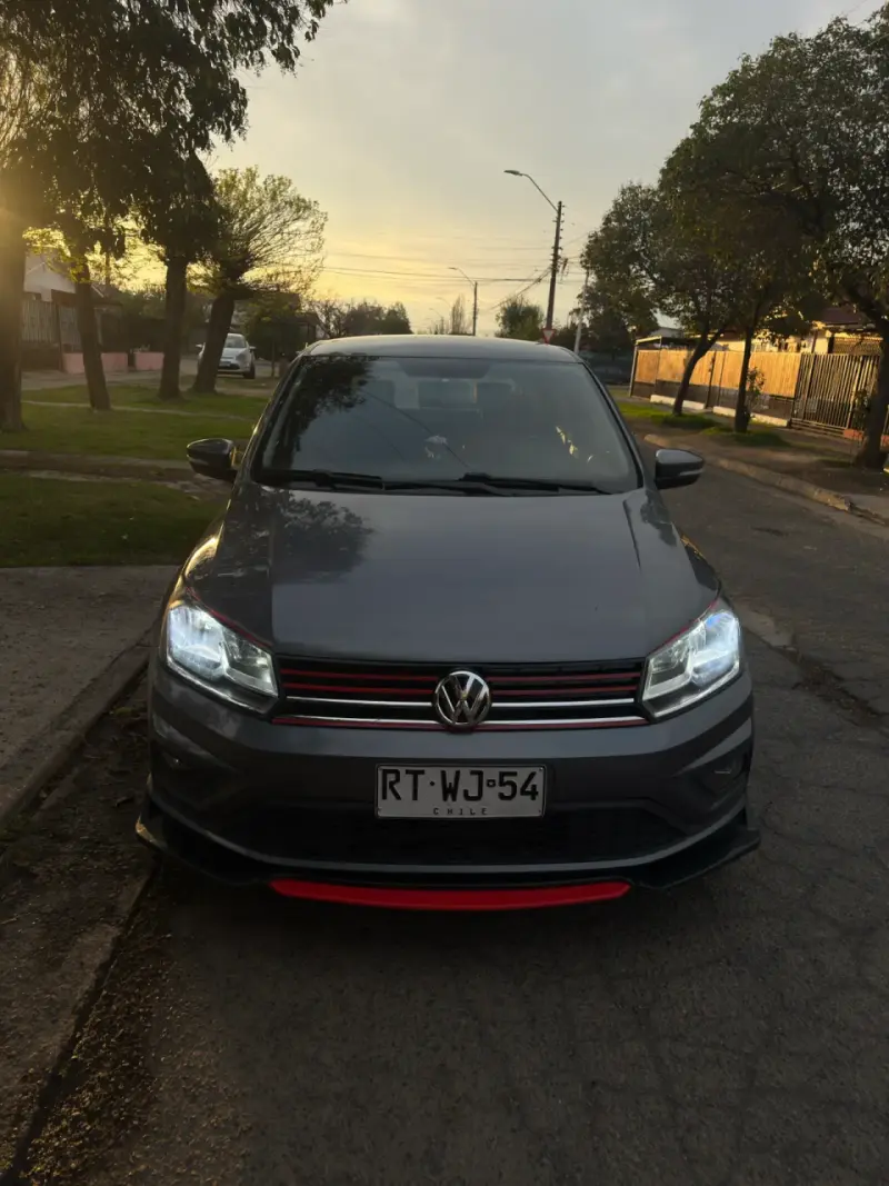 Volkswagen Gol Highline 1.6 Mecánico 2022 - 1